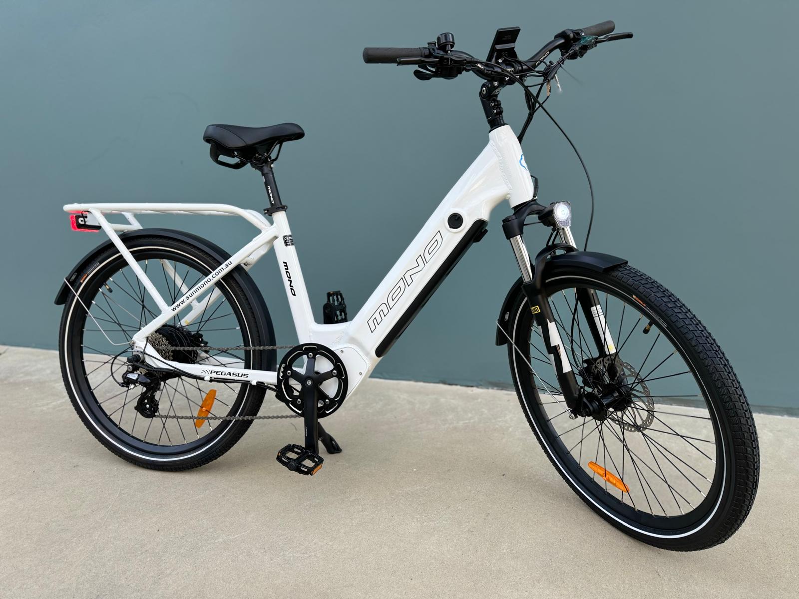 E-Mono PEGASUS 48V - NEW ARRIVAL - 26" Step-Through